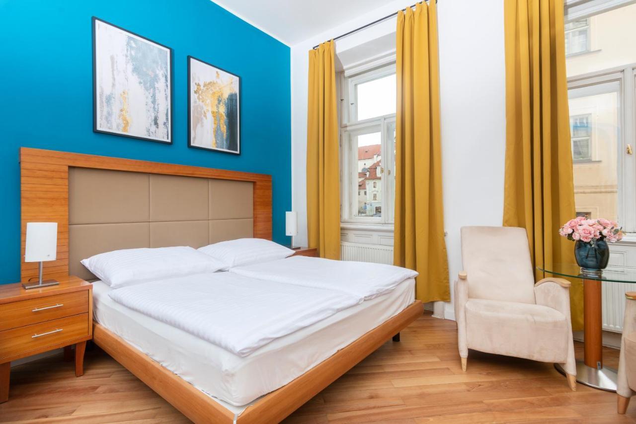 פראג Moonlight Apartments Old Town מראה חיצוני תמונה