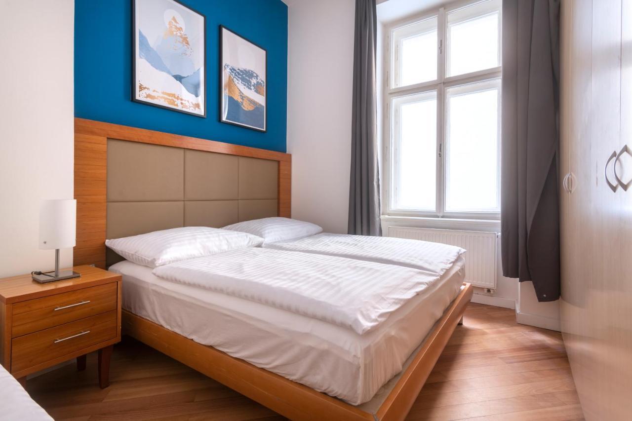 פראג Moonlight Apartments Old Town מראה חיצוני תמונה