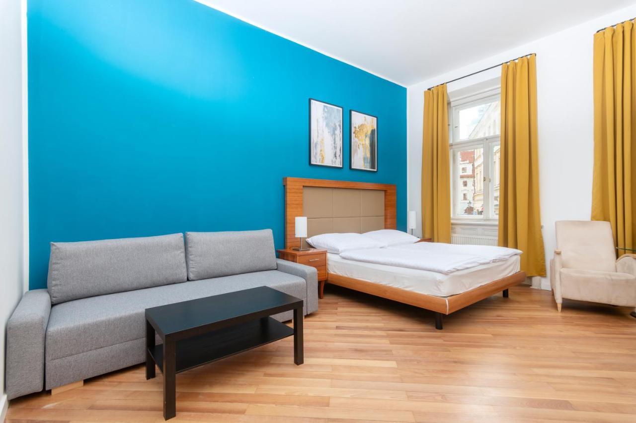 פראג Moonlight Apartments Old Town מראה חיצוני תמונה