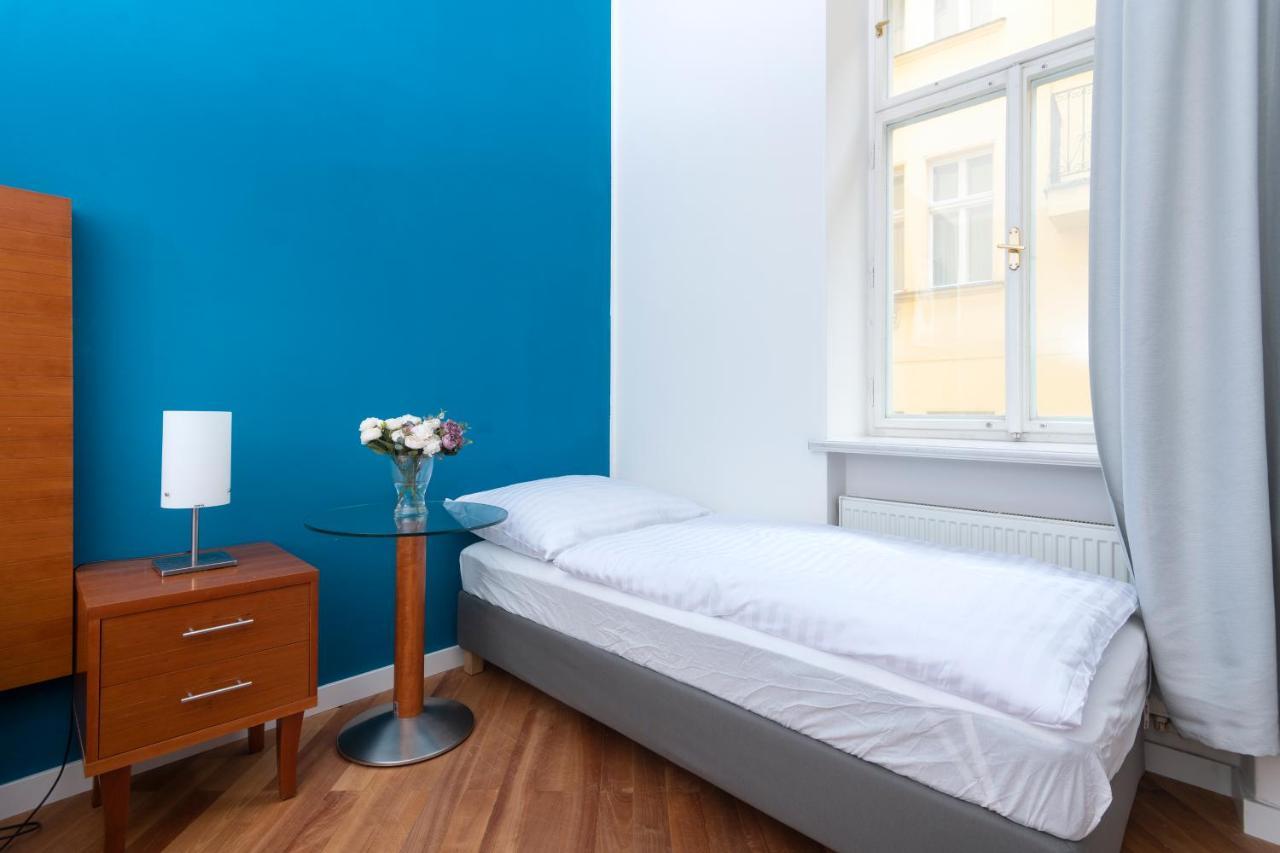פראג Moonlight Apartments Old Town מראה חיצוני תמונה