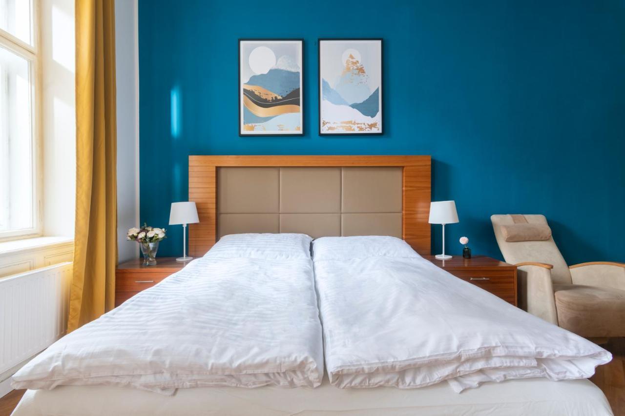 פראג Moonlight Apartments Old Town מראה חיצוני תמונה